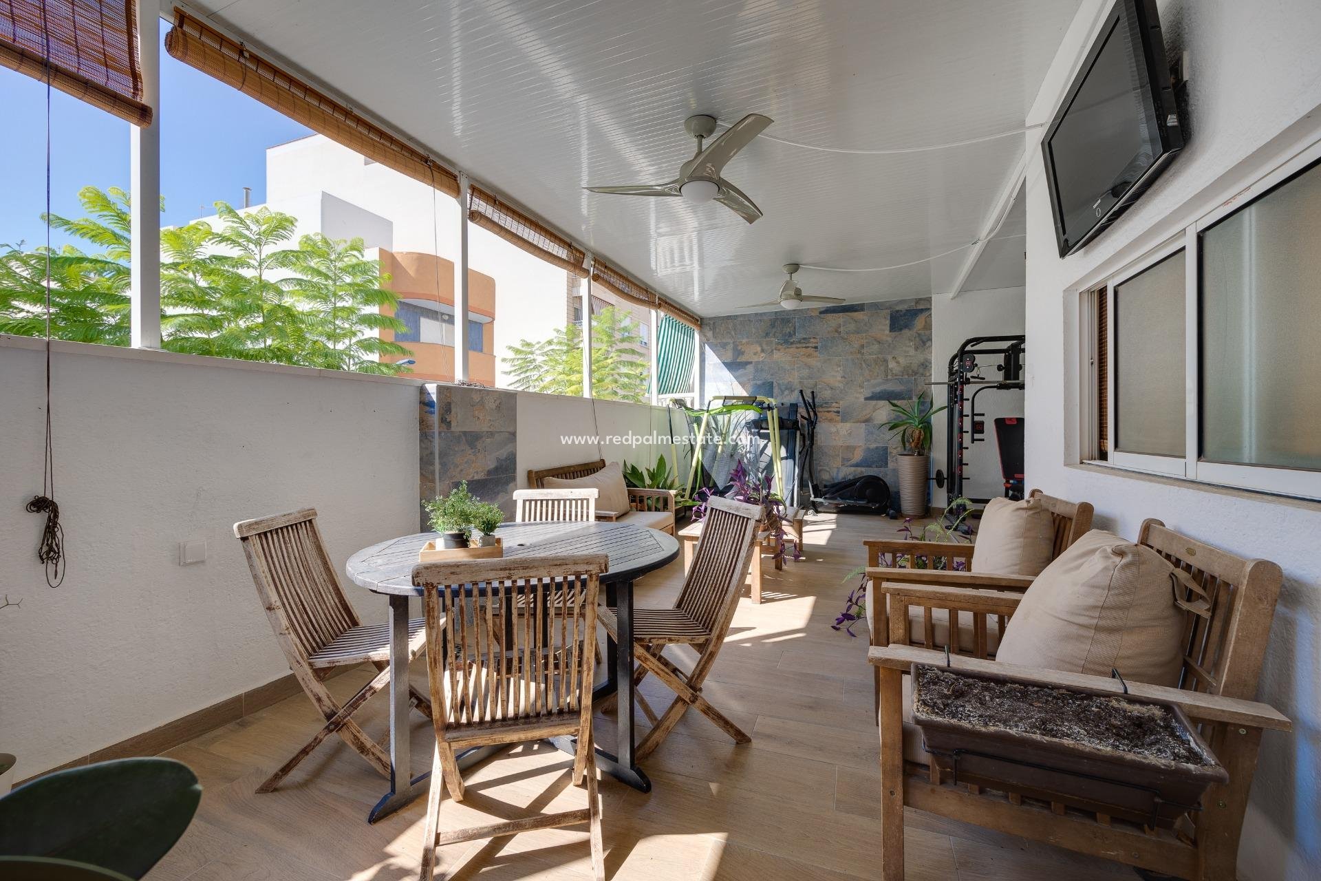 Återförsäljning - Radhus -
Torrevieja - Centro Torrevieja