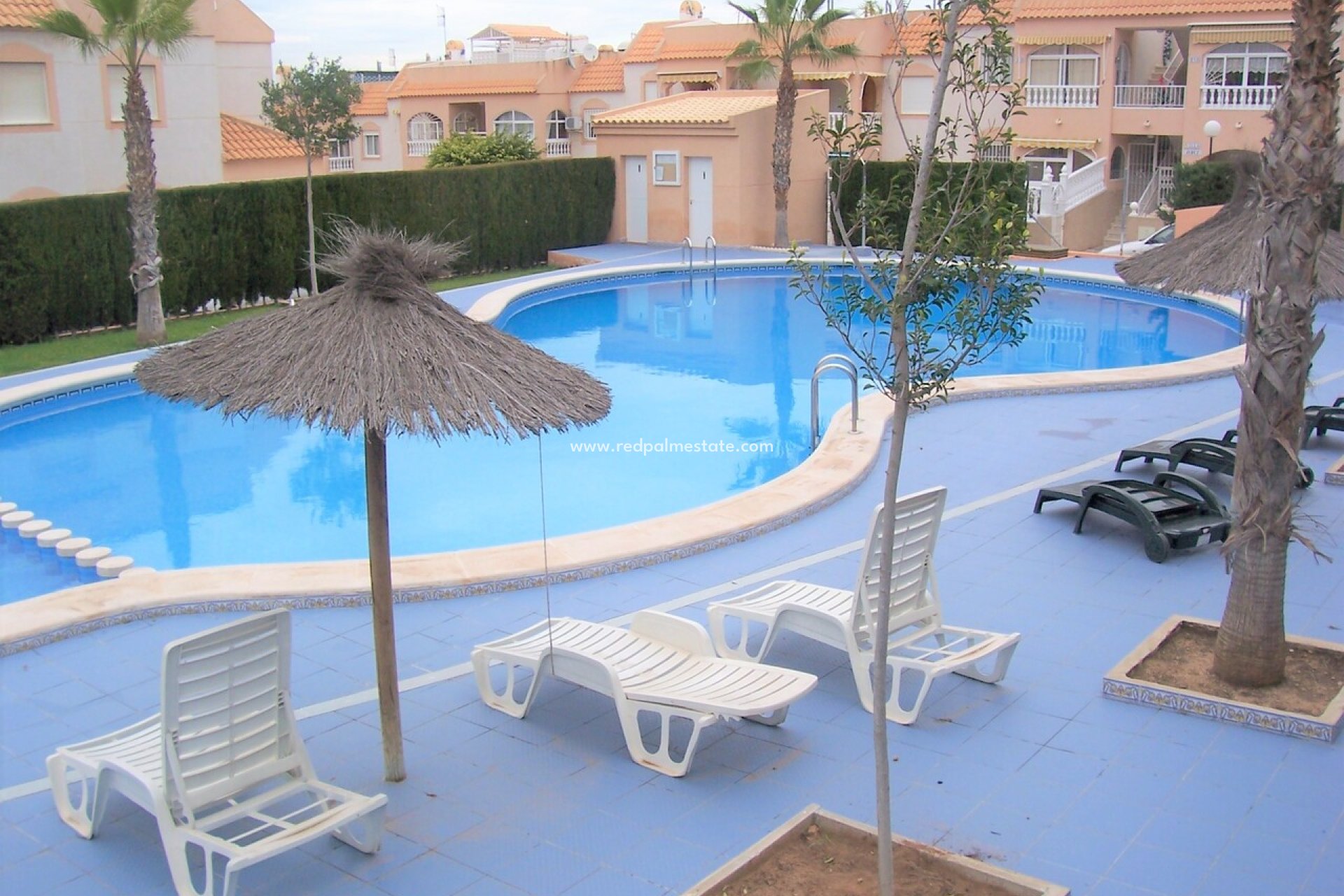 Återförsäljning - Radhus -
Torrevieja - Costa Blanca