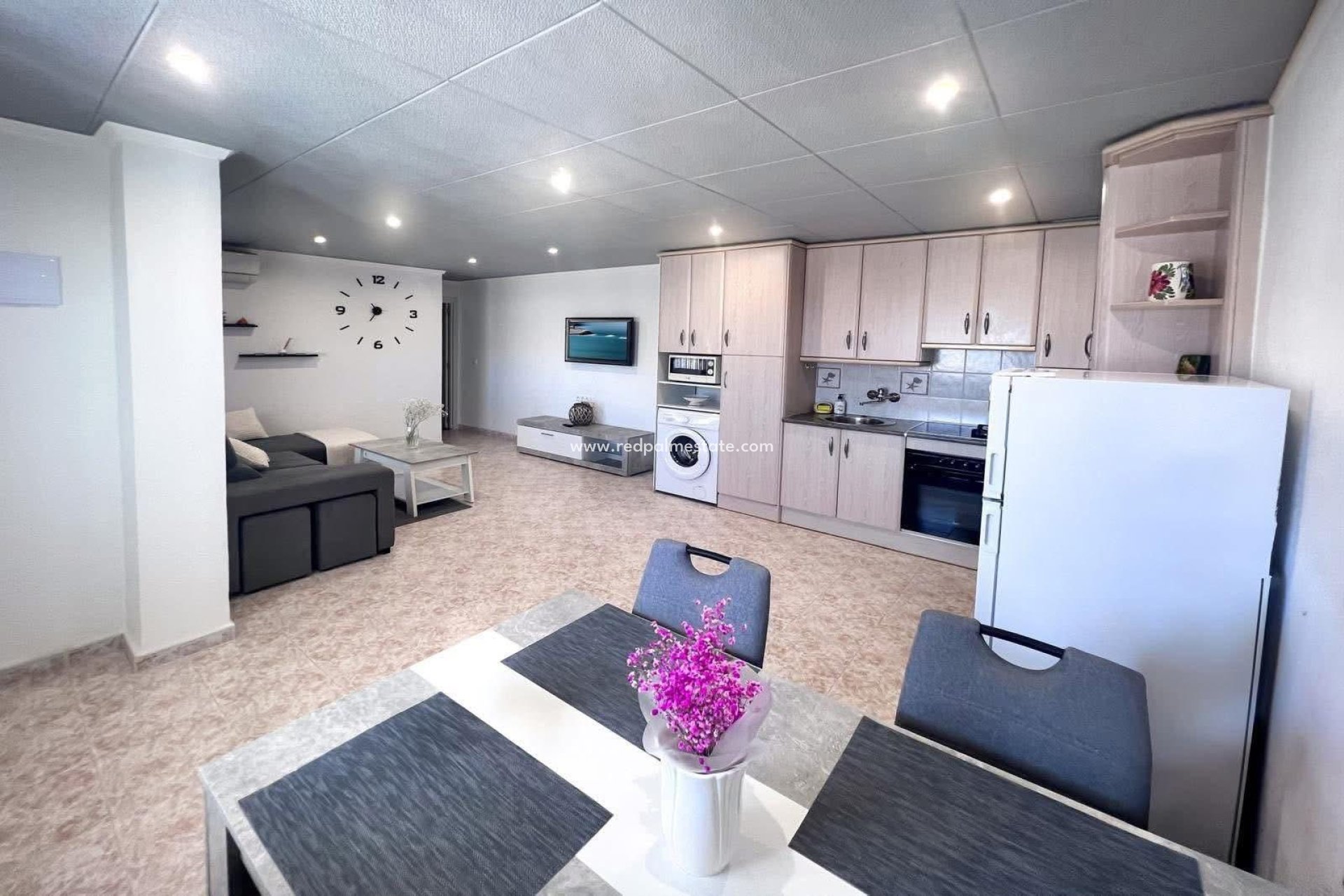 Återförsäljning - Radhus -
Torrevieja - Costa Blanca