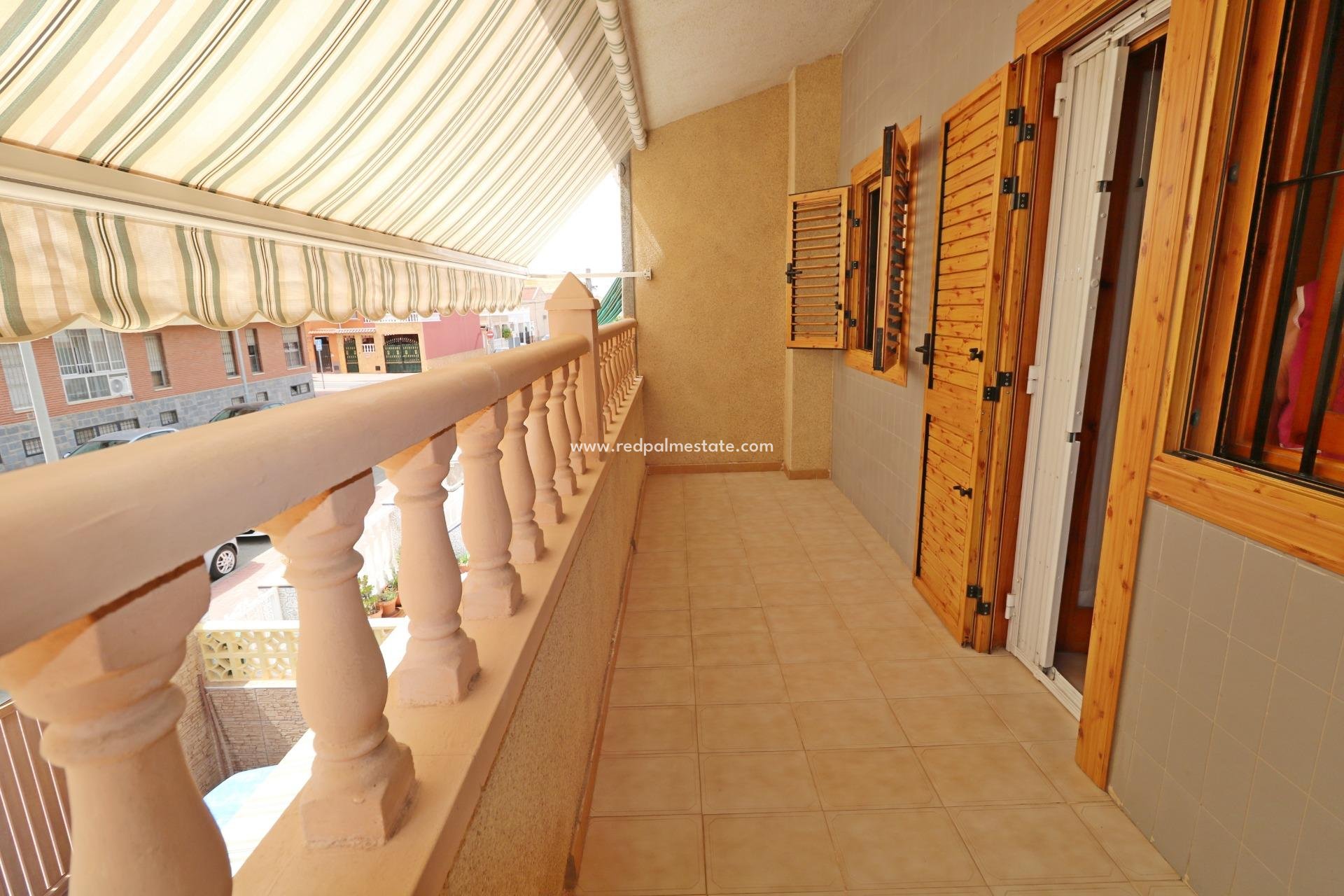 Återförsäljning - Radhus -
Torrevieja - El Acequión - Los Náufragos