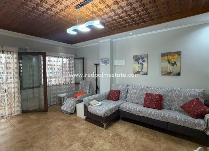 Återförsäljning - Radhus -
Torrevieja - El Acequión - Los Náufragos