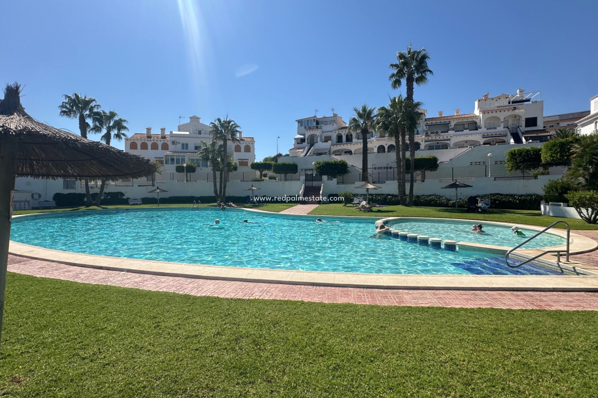 Återförsäljning - Radhus -
Torrevieja - La Mata