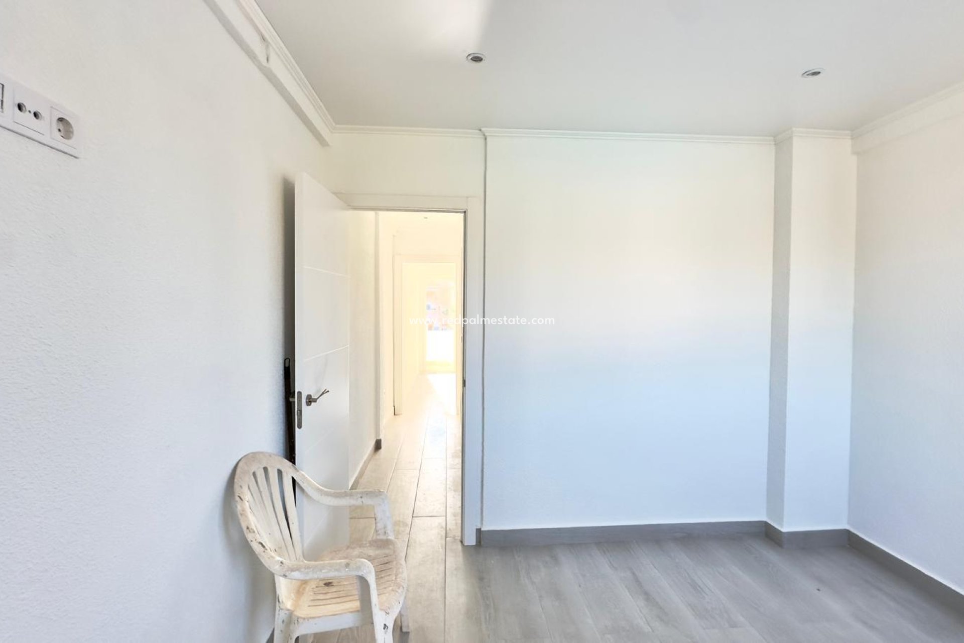 Återförsäljning - Radhus -
Torrevieja - La Mata