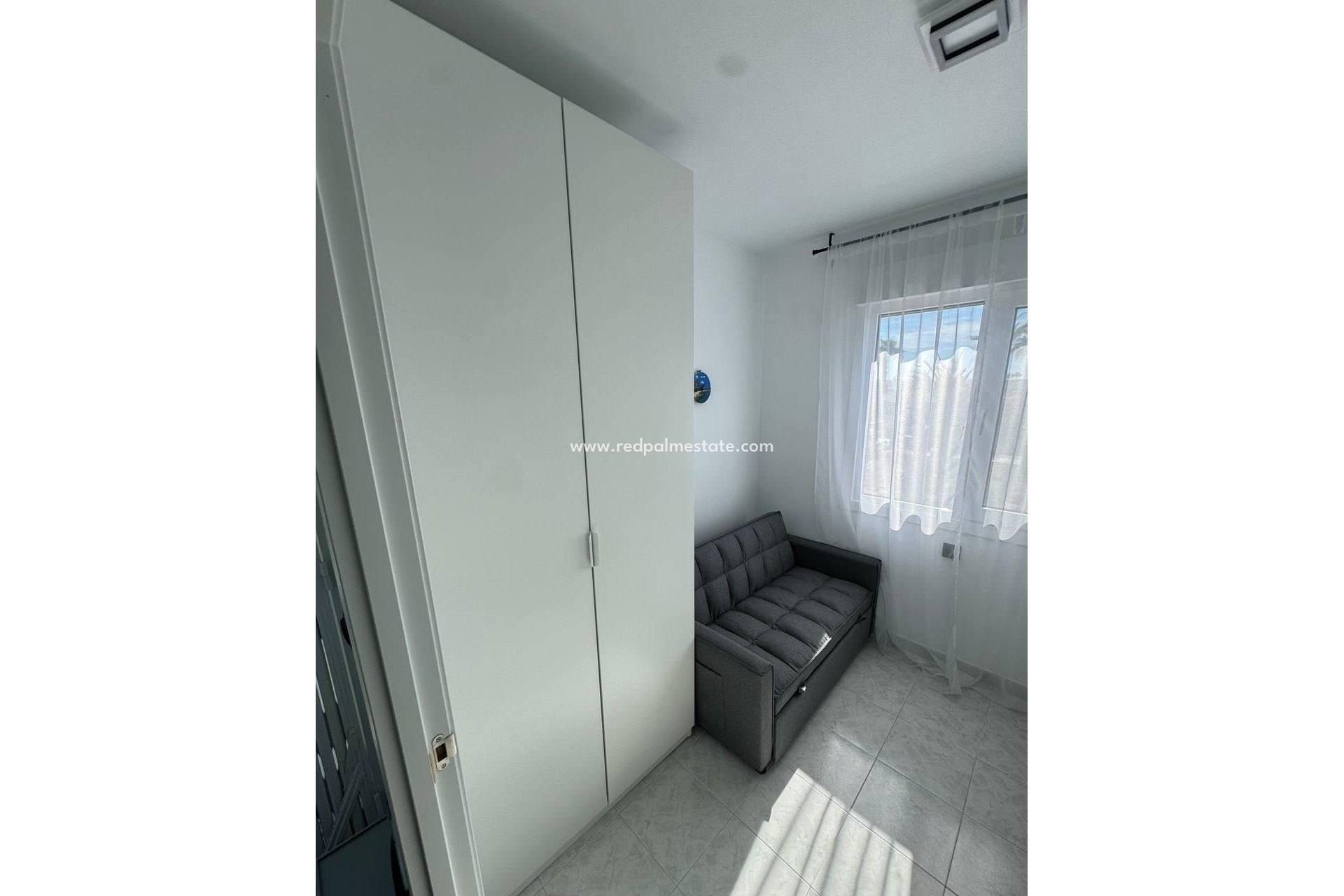 Återförsäljning - Radhus -
Torrevieja - La Siesta - El Salado -  Torreta