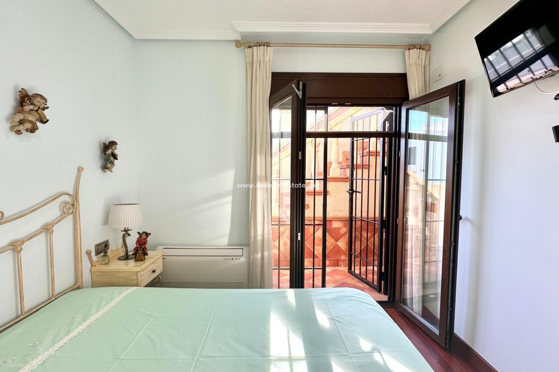 Återförsäljning - Radhus -
Torrevieja - La Siesta - El Salado - Torreta