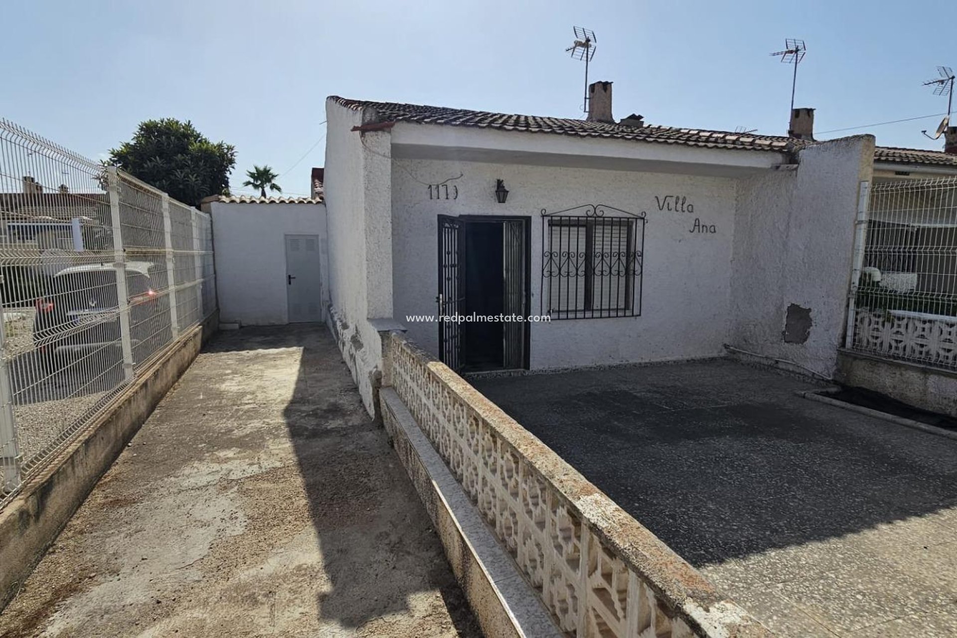 Återförsäljning - Radhus -
Torrevieja - La Siesta - El Salado - Torreta