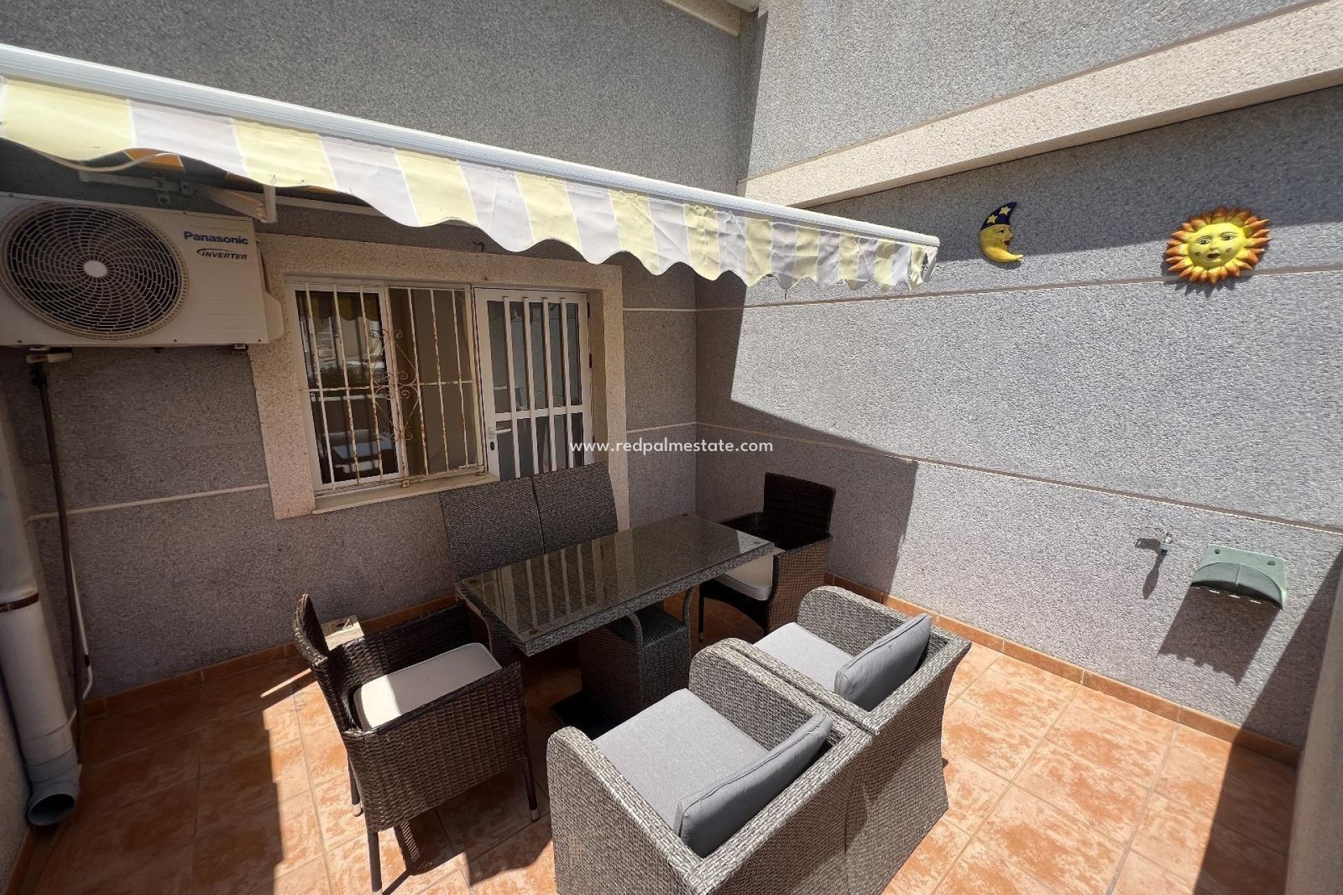 Återförsäljning - Radhus -
Torrevieja - La Siesta - El Salado -  Torreta