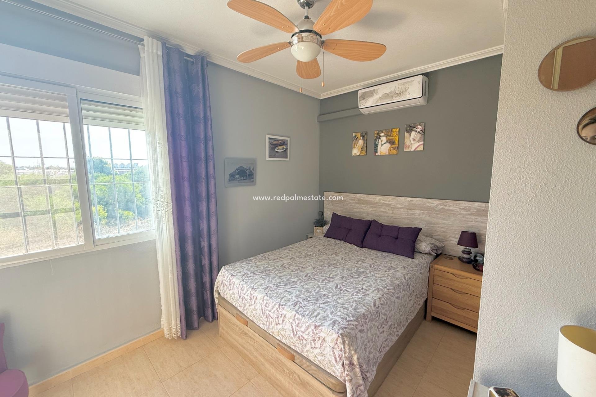 Återförsäljning - Radhus -
Torrevieja - La Siesta - El Salado -  Torreta