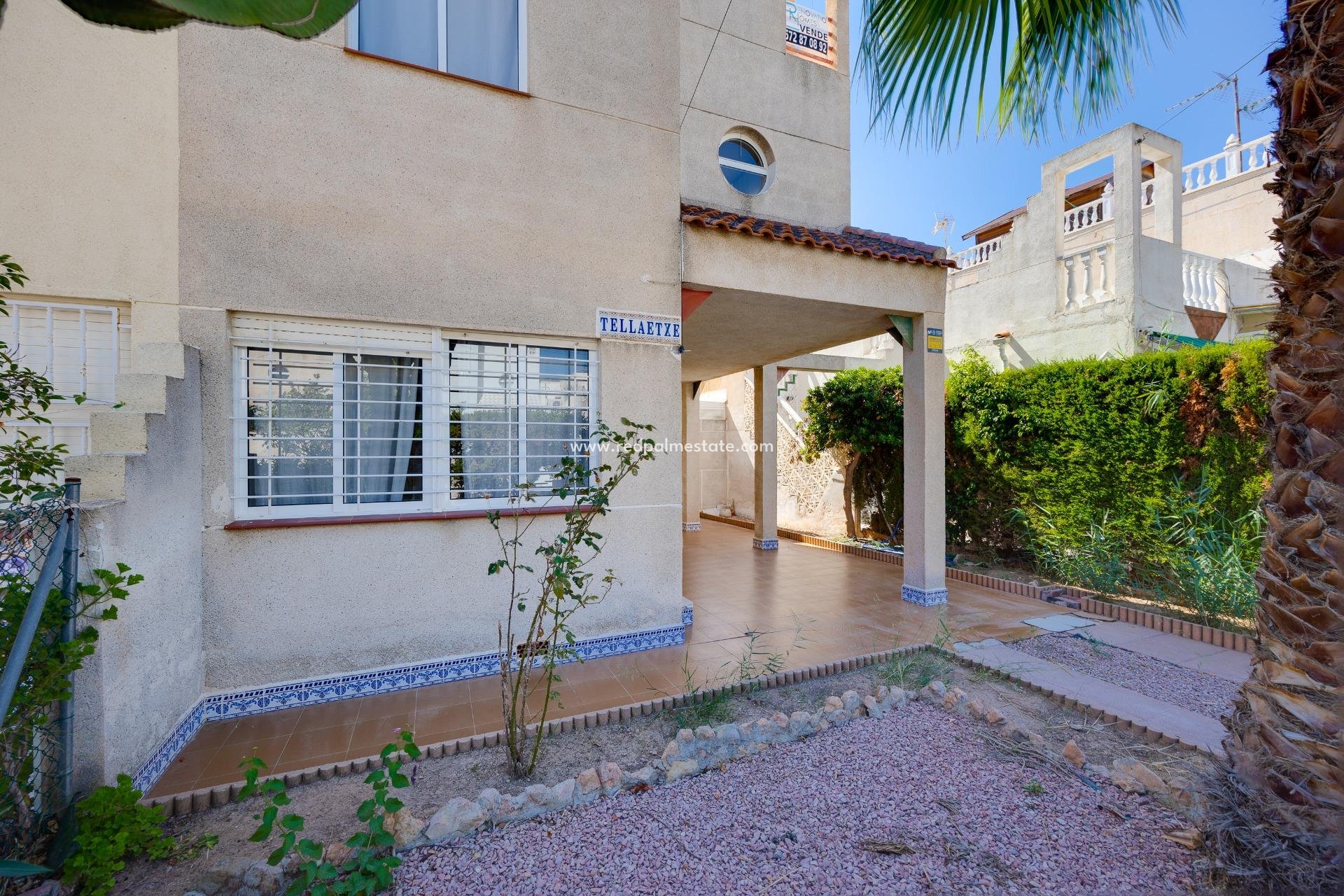 Återförsäljning - Radhus -
Torrevieja - La Siesta - El Salado -  Torreta