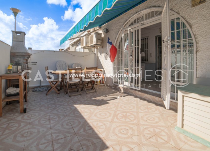 Återförsäljning - Radhus -
Torrevieja - La Siesta - El Salado -  Torreta