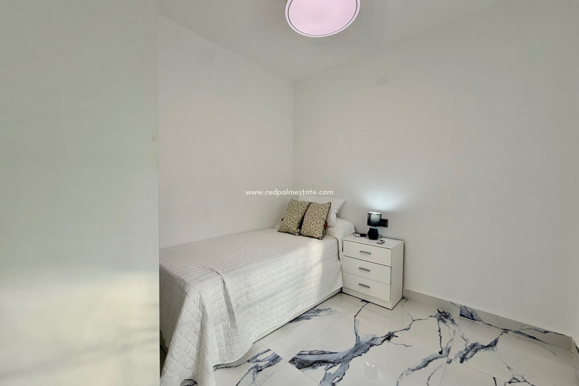 Återförsäljning - Radhus -
Torrevieja - La Siesta - El Salado -  Torreta