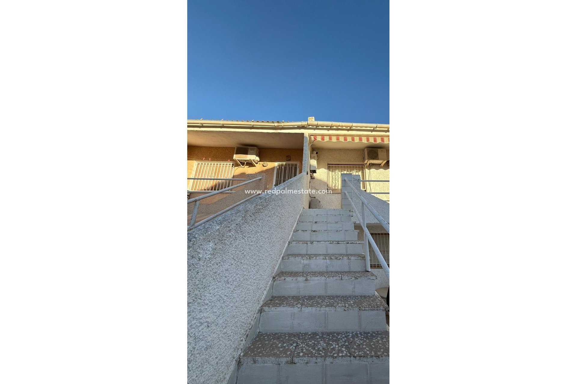 Återförsäljning - Radhus -
Torrevieja - La Siesta - El Salado - Torreta