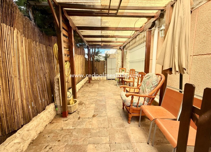 Återförsäljning - Radhus -
Torrevieja - La Siesta - El Salado -  Torreta