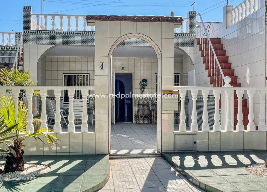 Återförsäljning - Radhus -
Torrevieja - La Siesta - El Salado - Torreta
