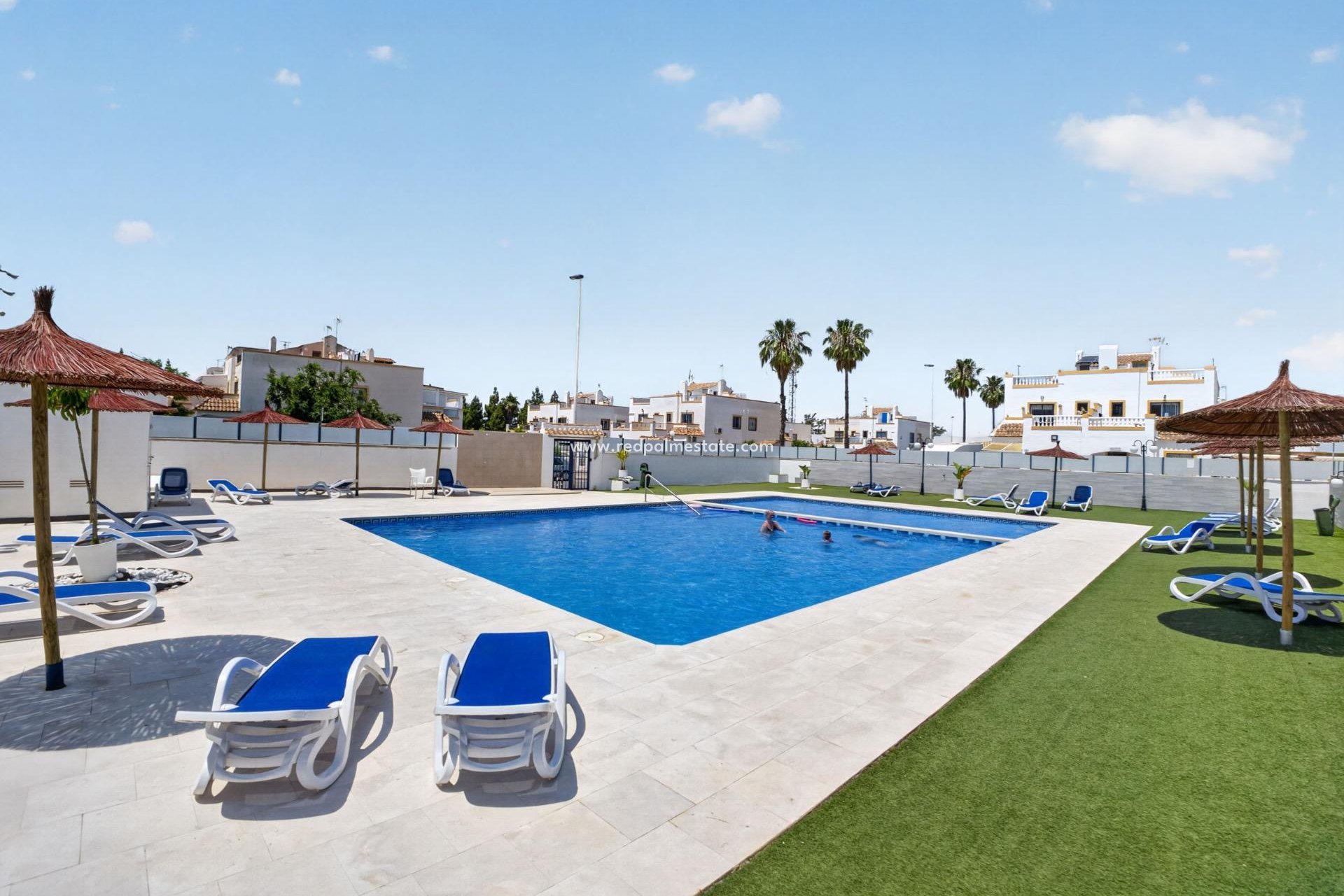 Återförsäljning - Radhus -
Torrevieja - La Siesta - El Salado - Torreta