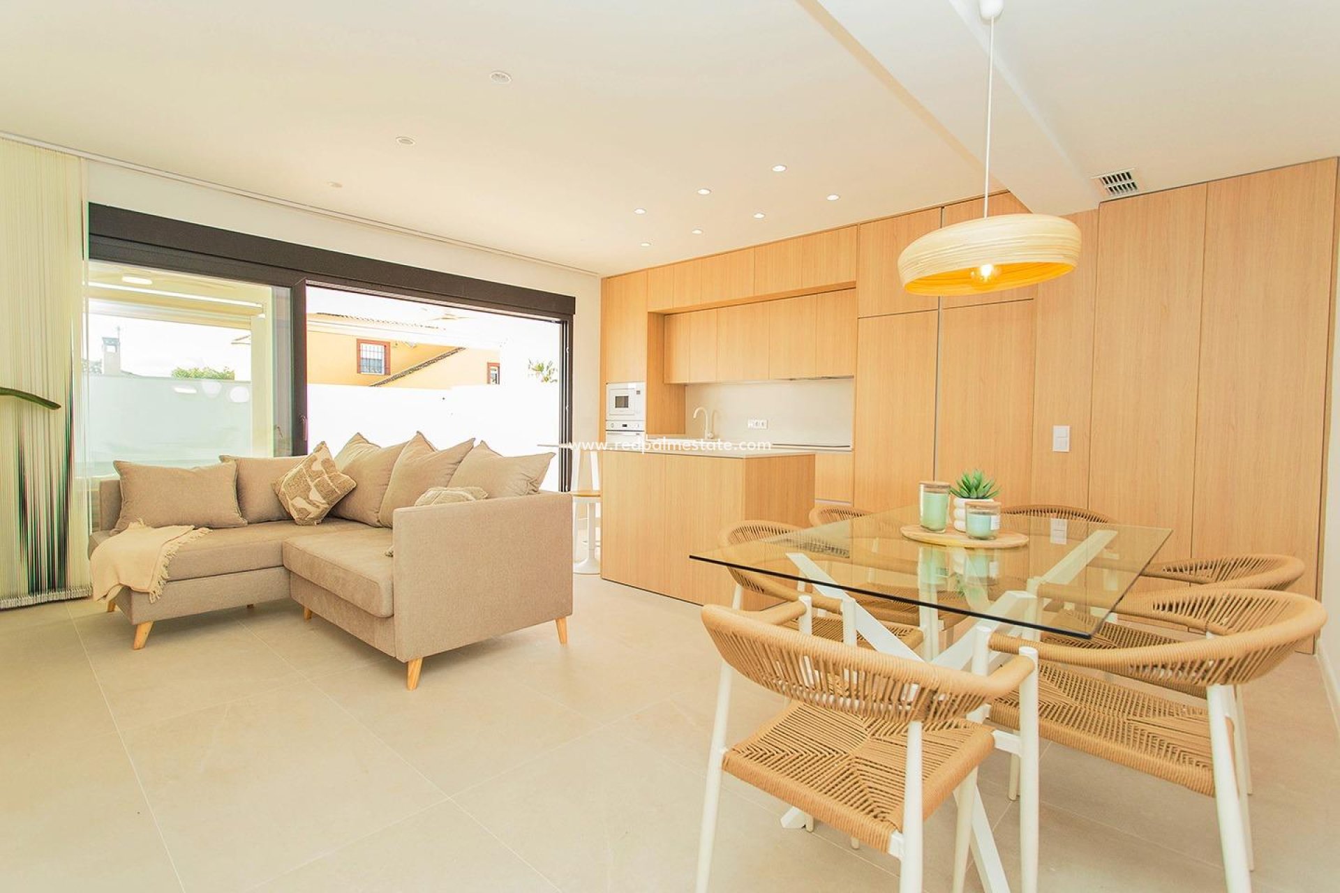 Återförsäljning - Radhus -
Torrevieja - La siesta