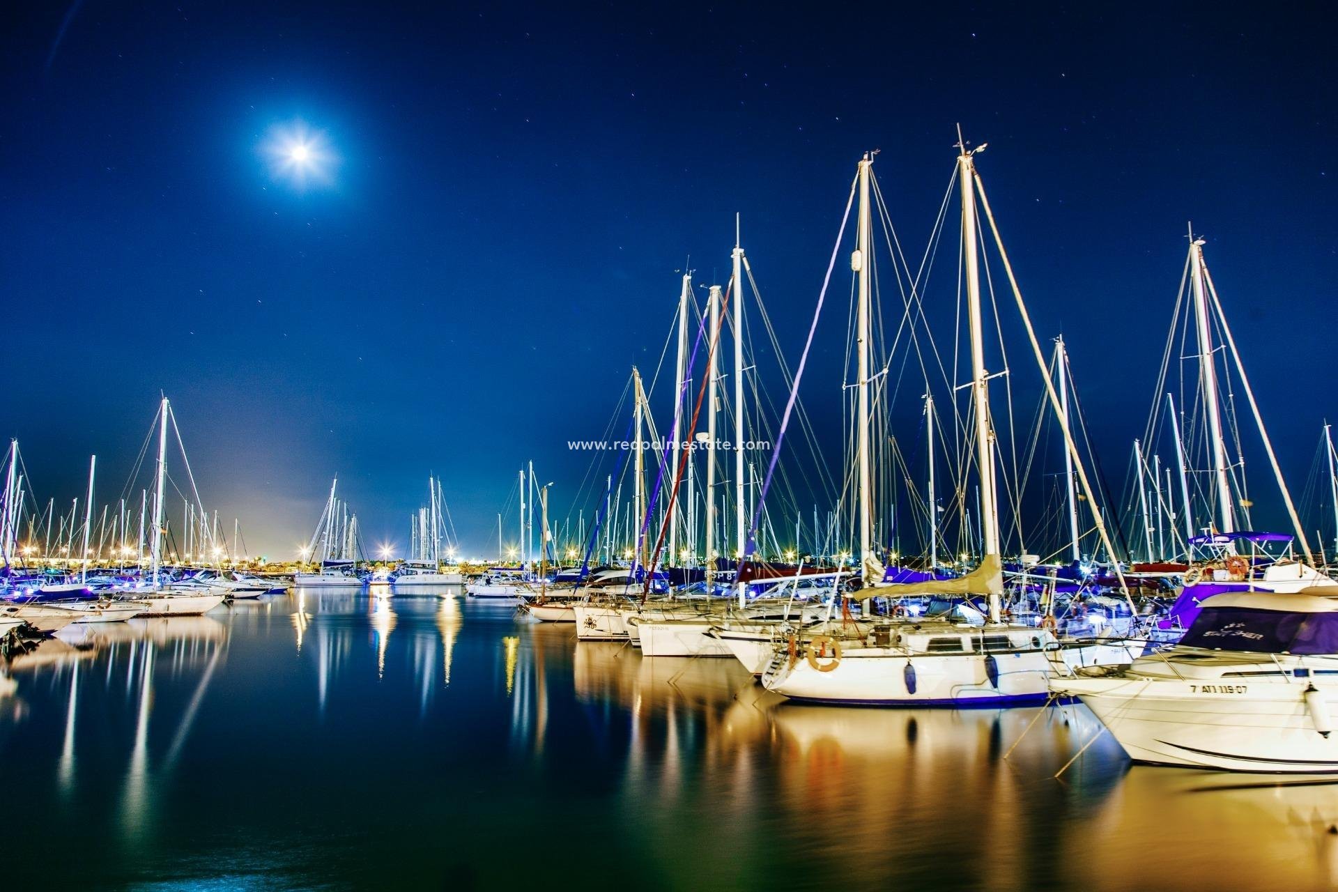 Återförsäljning - Radhus -
Torrevieja - La siesta