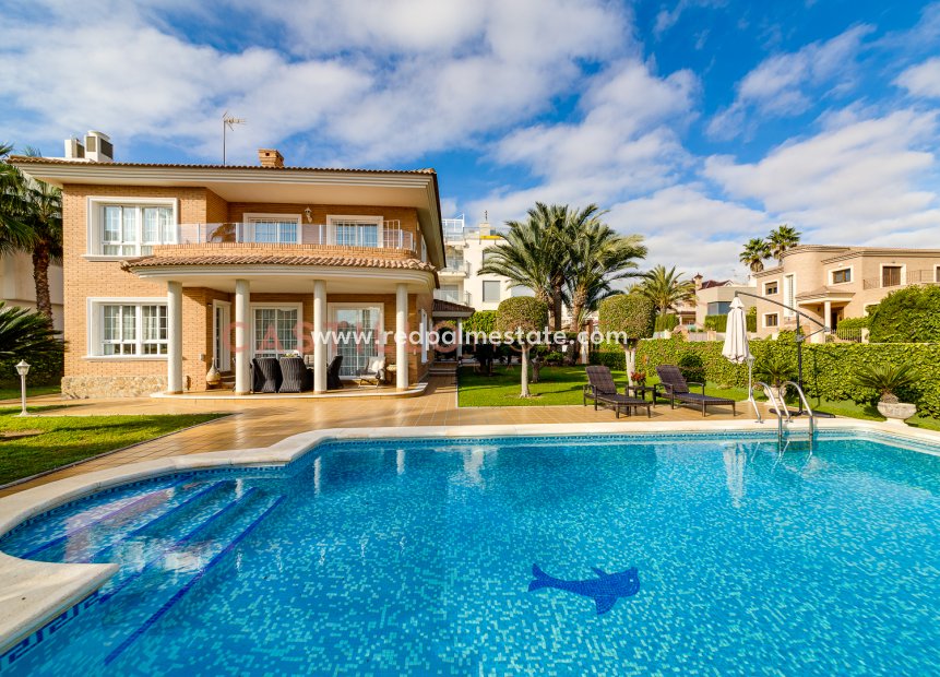 Återförsäljning - Radhus -
Torrevieja - La Veleta