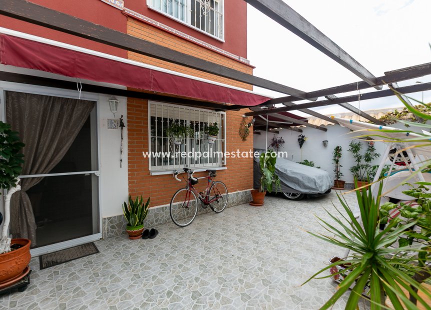 Återförsäljning - Radhus -
Torrevieja - Los altos
