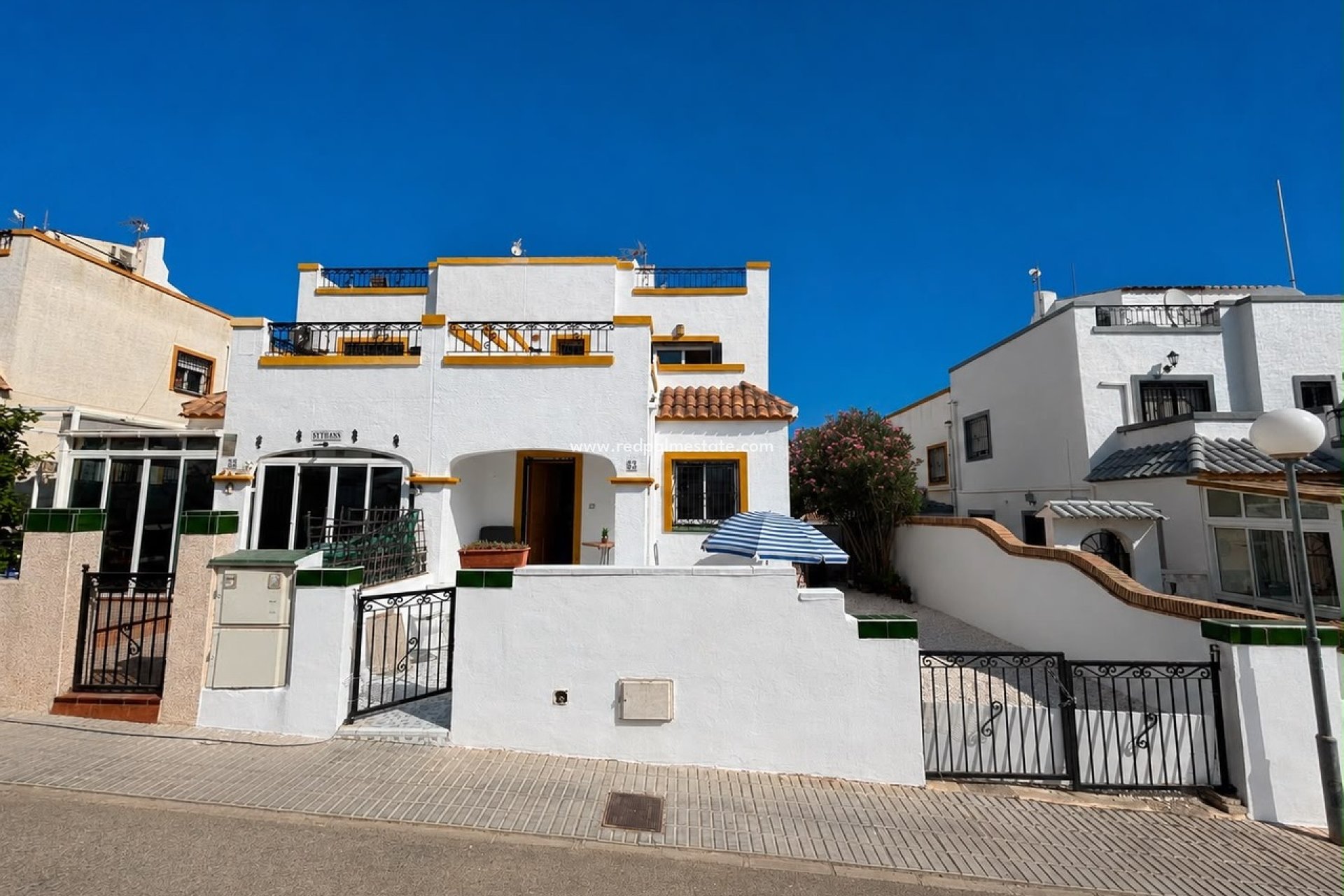 Återförsäljning - Radhus -
Torrevieja - Los Altos