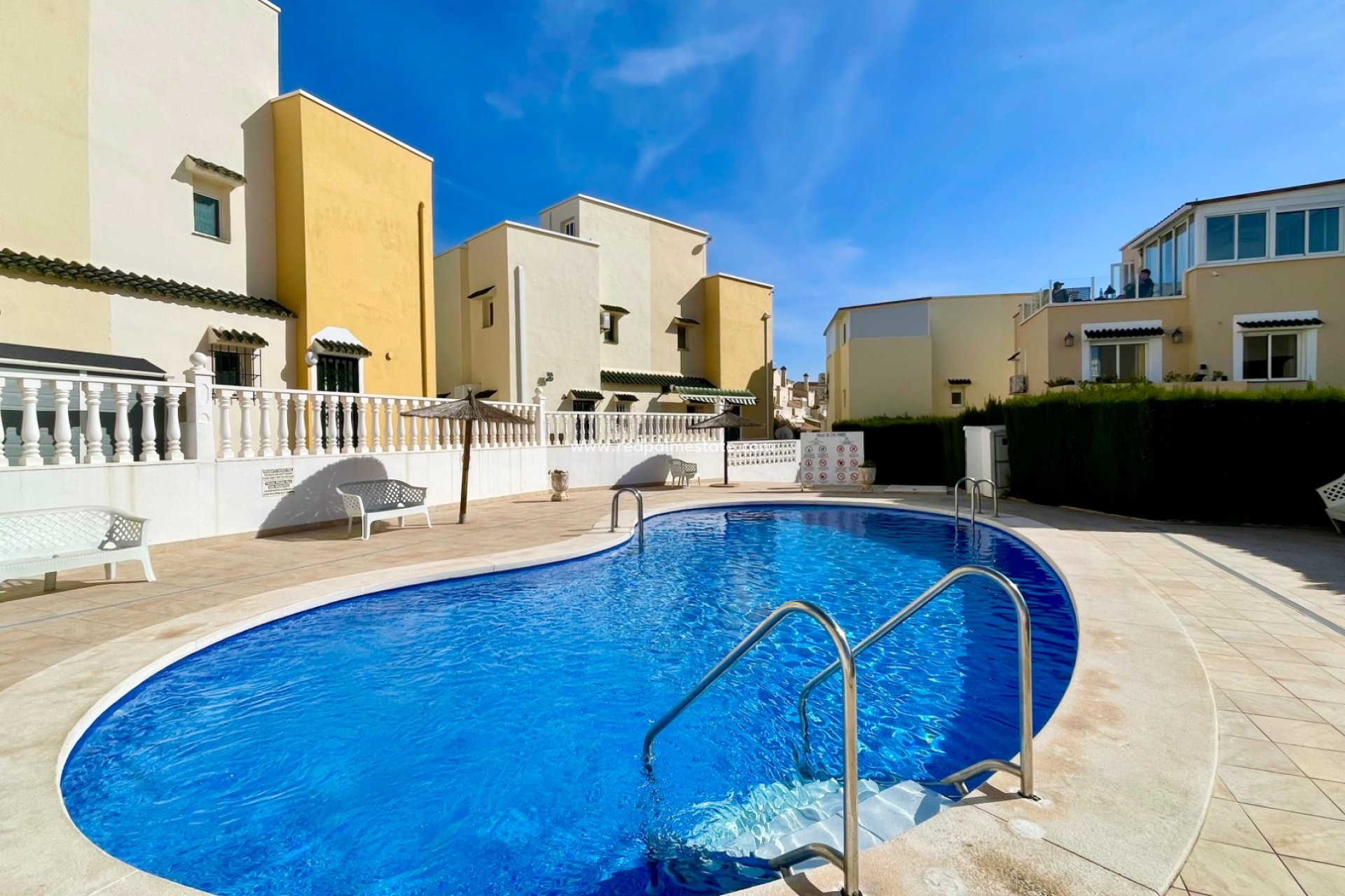 Återförsäljning - Radhus -
Torrevieja - Los Altos