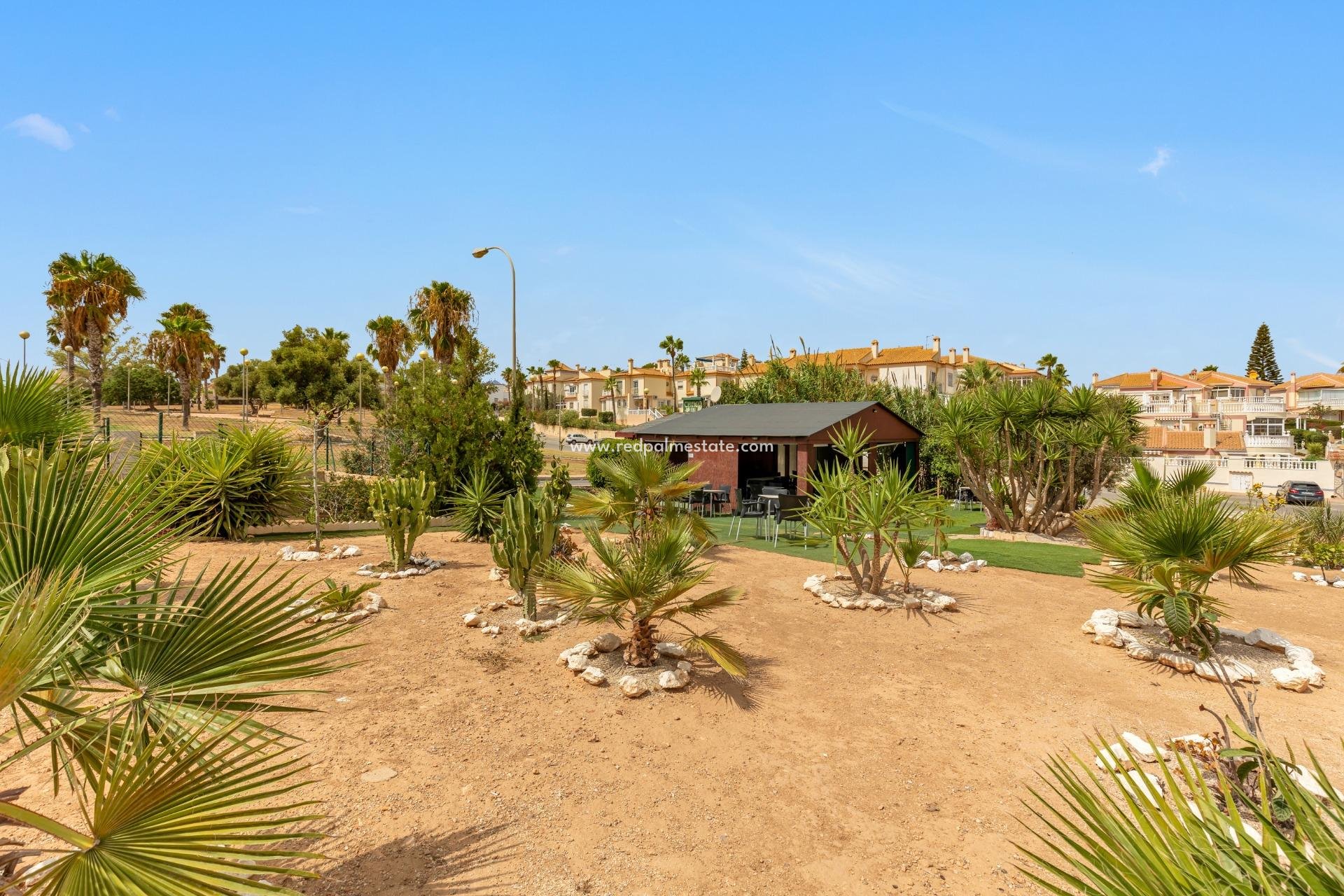 Återförsäljning - Radhus -
Torrevieja - Los Balcones - Los Altos del Edén