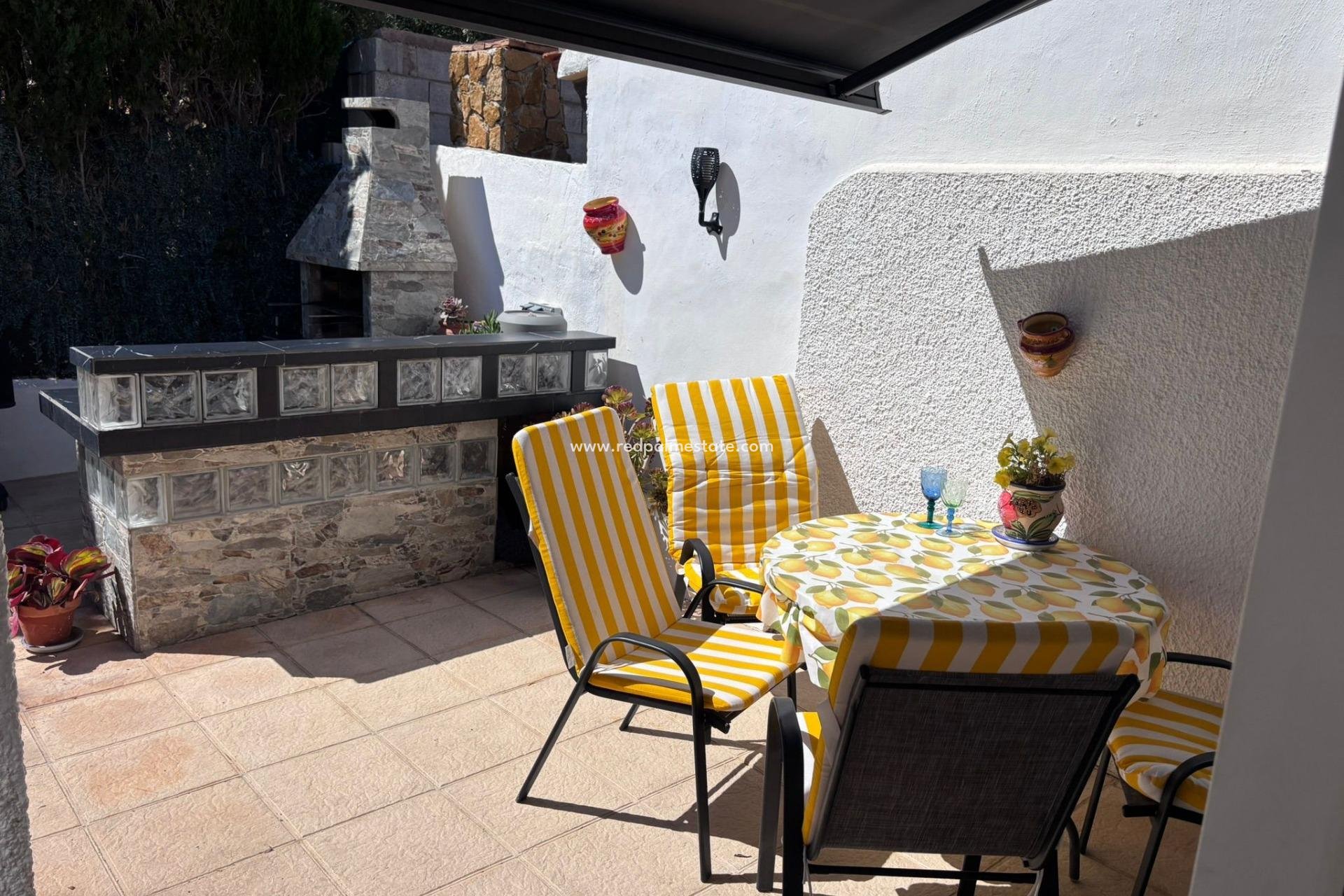 Återförsäljning - Radhus -
Torrevieja - Los balcones