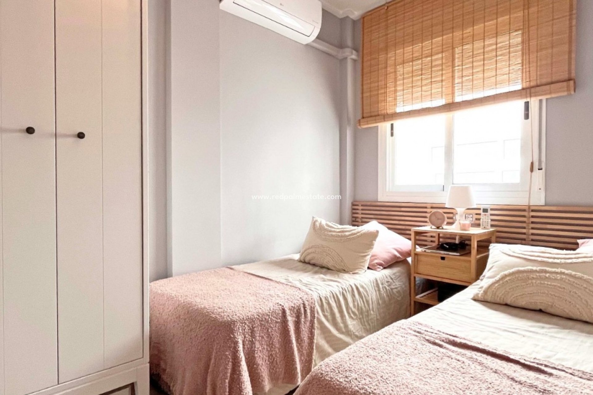 Återförsäljning - Radhus -
Torrevieja - Los balcones