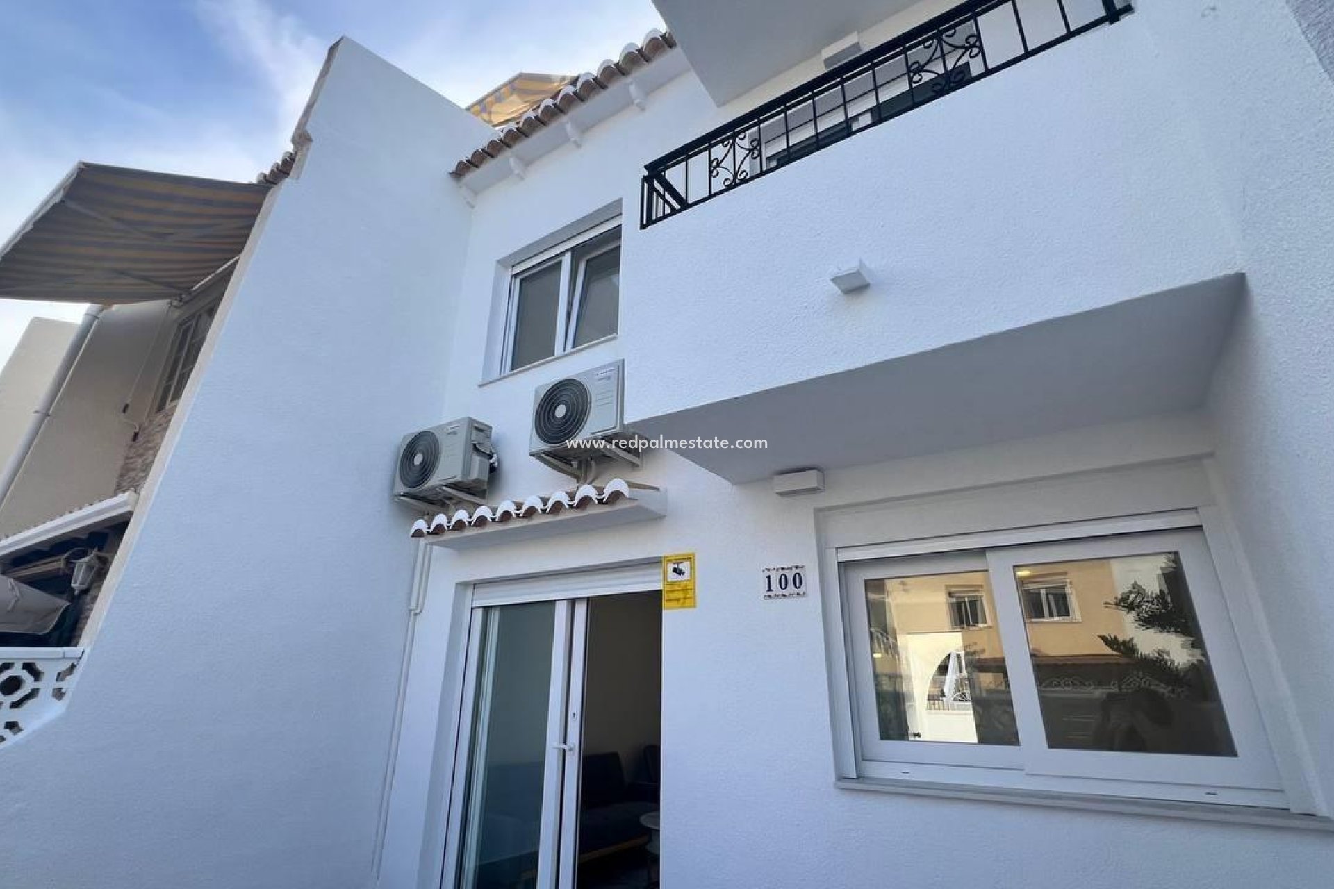 Återförsäljning - Radhus -
Torrevieja - Los balcones