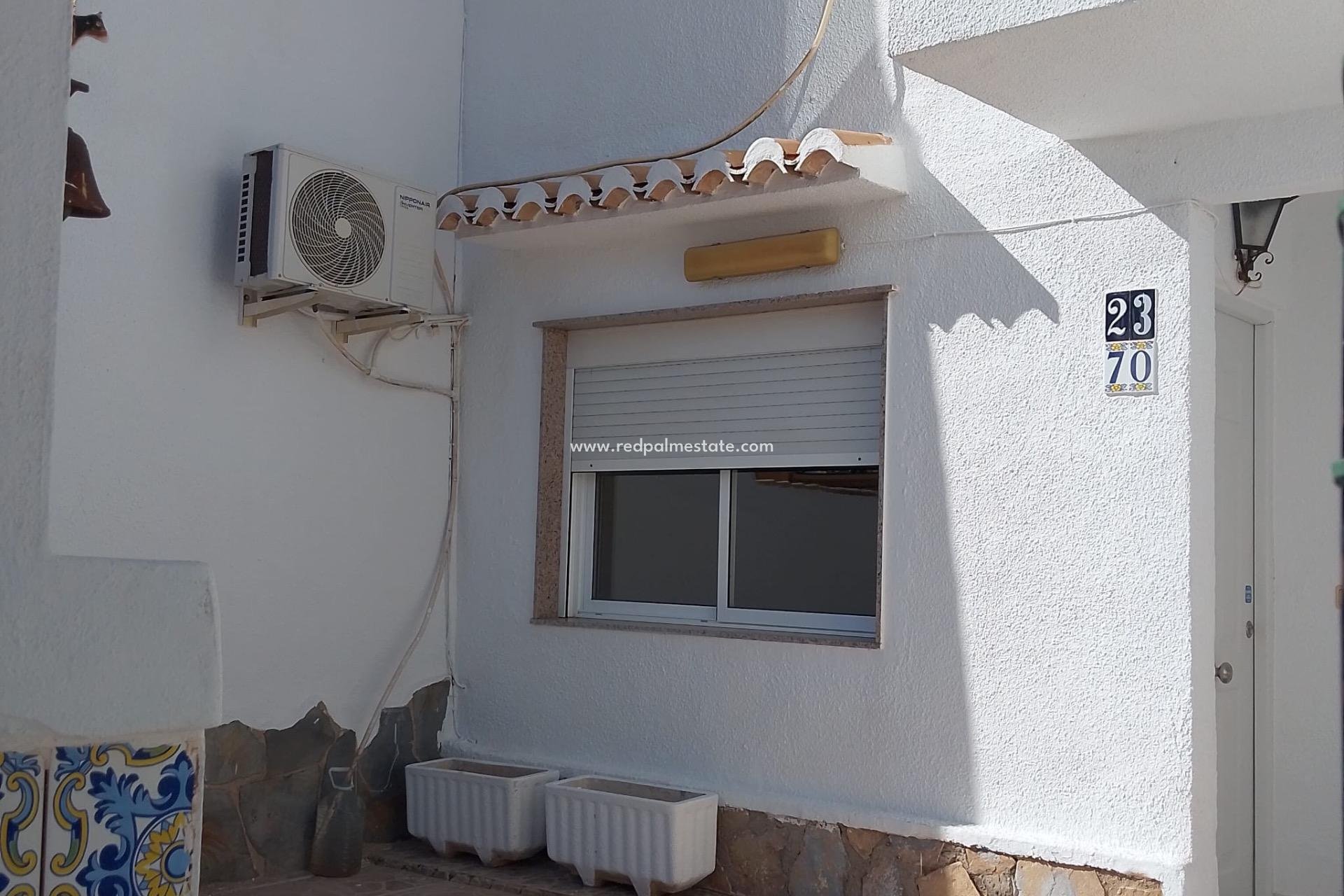 Återförsäljning - Radhus -
Torrevieja - Los balcones