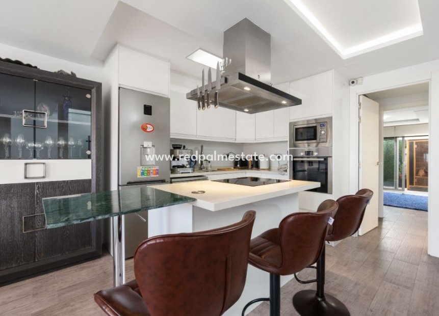 Återförsäljning - Radhus -
Torrevieja - Los balcones