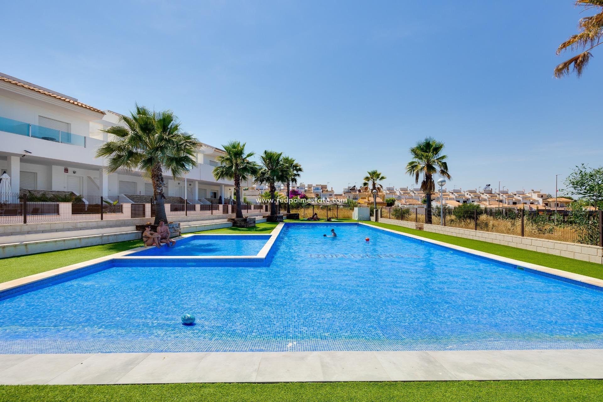 Återförsäljning - Radhus -
Torrevieja - Los balcones