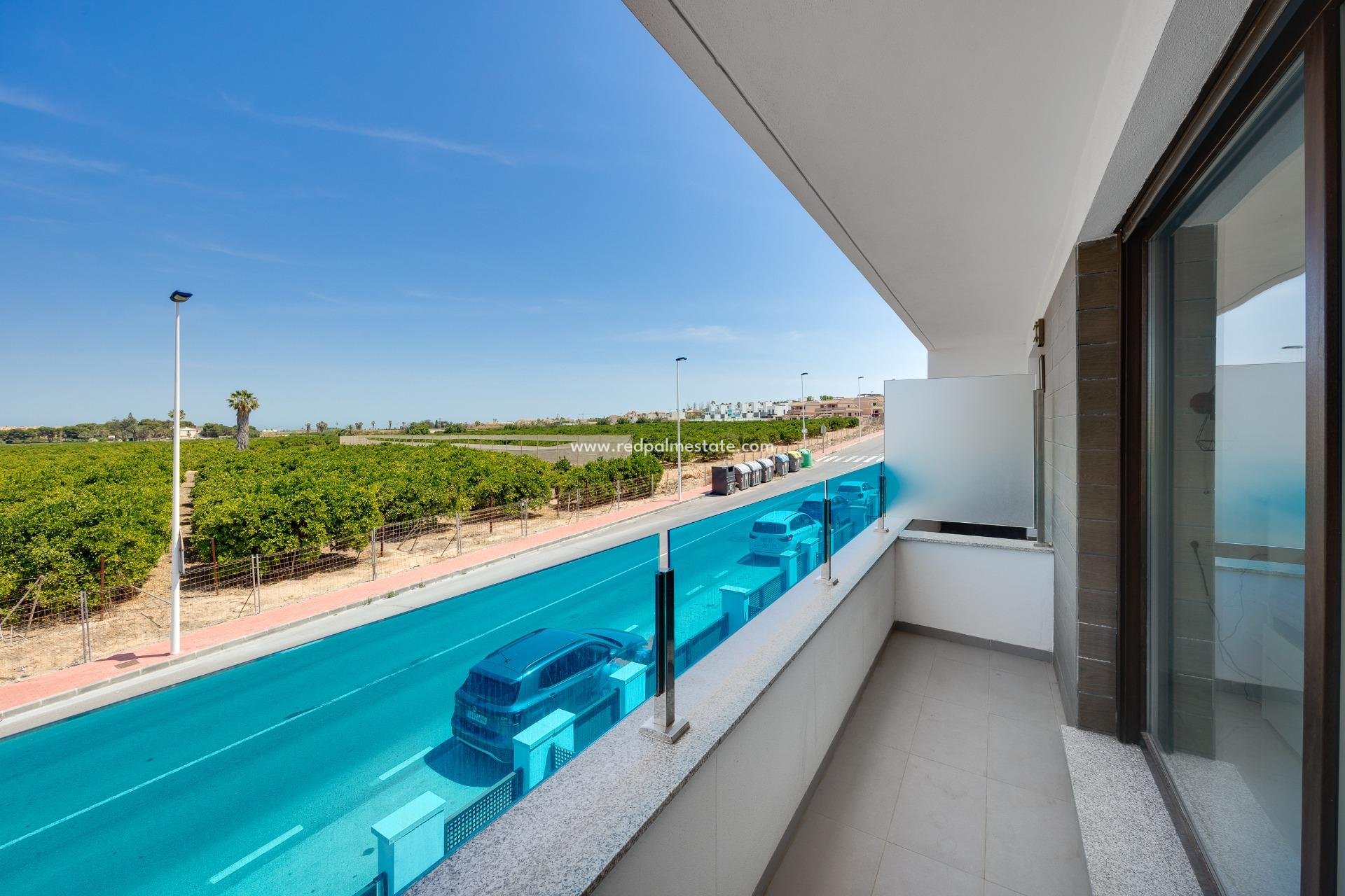 Återförsäljning - Radhus -
Torrevieja - Los balcones