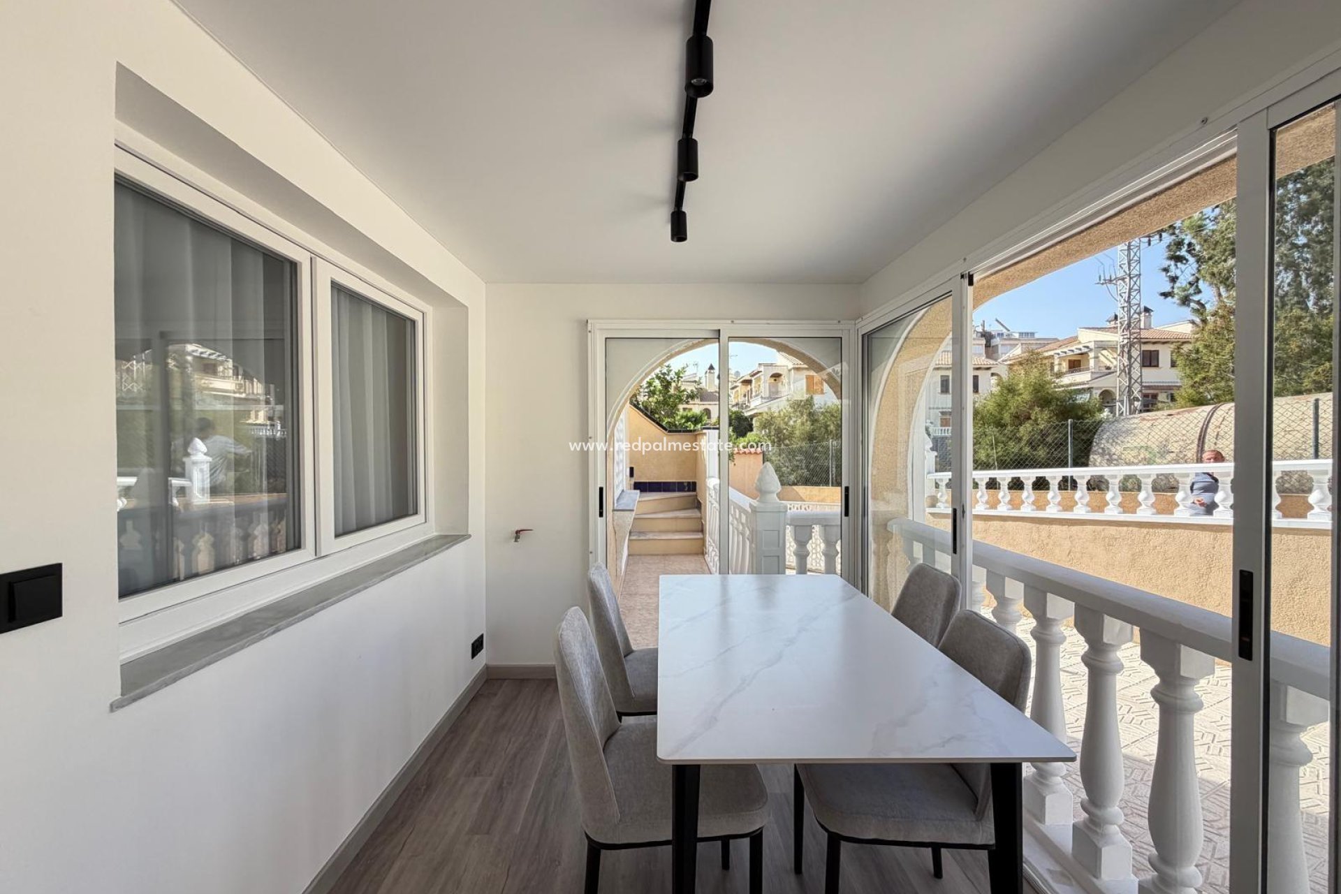 Återförsäljning - Radhus -
Torrevieja - Miramar - Torre Del Moro
