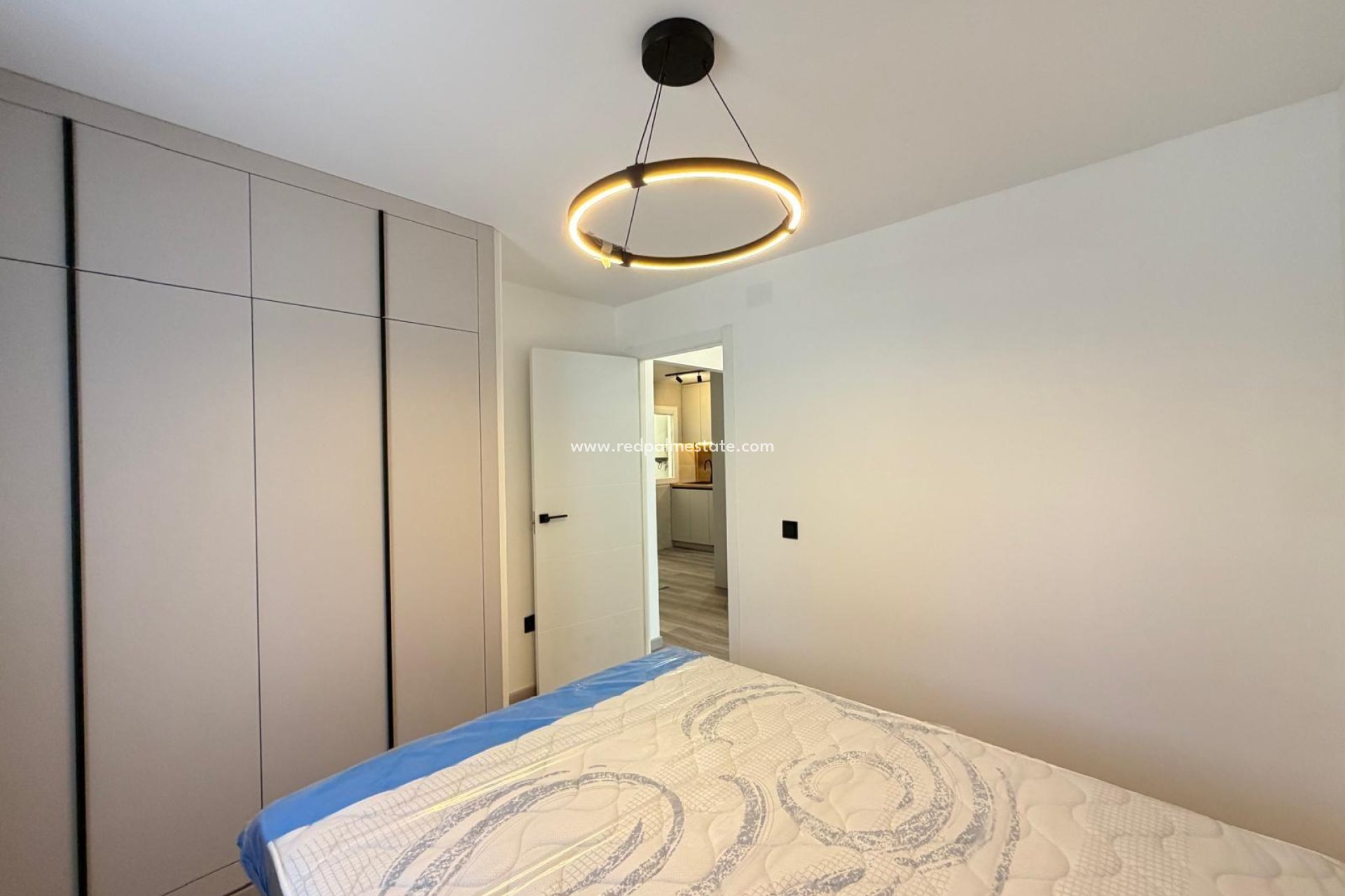 Återförsäljning - Radhus -
Torrevieja - Miramar - Torre Del Moro