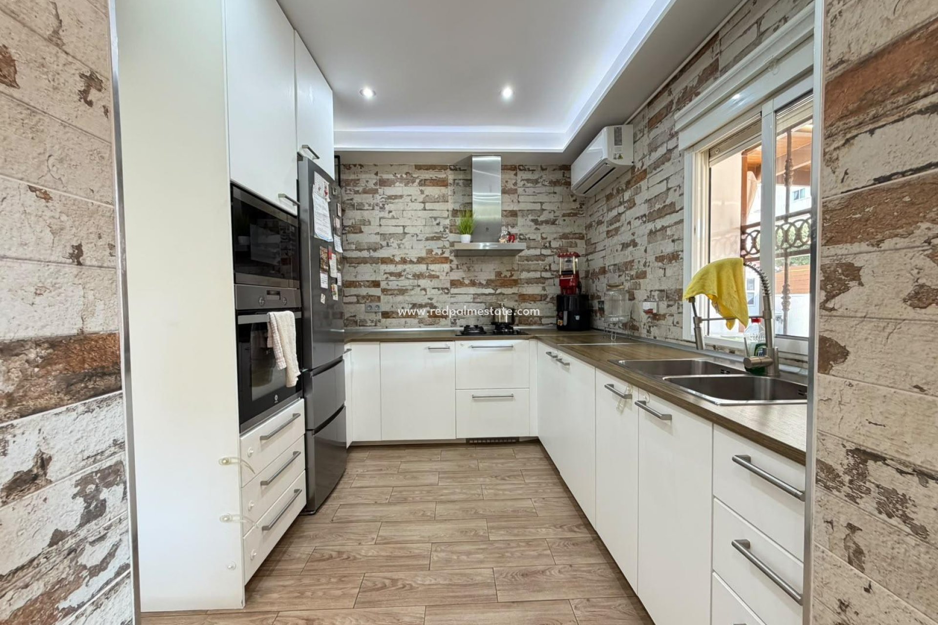 Återförsäljning - Radhus -
Torrevieja - Nueva Torrevieja - Aguas Nuevas