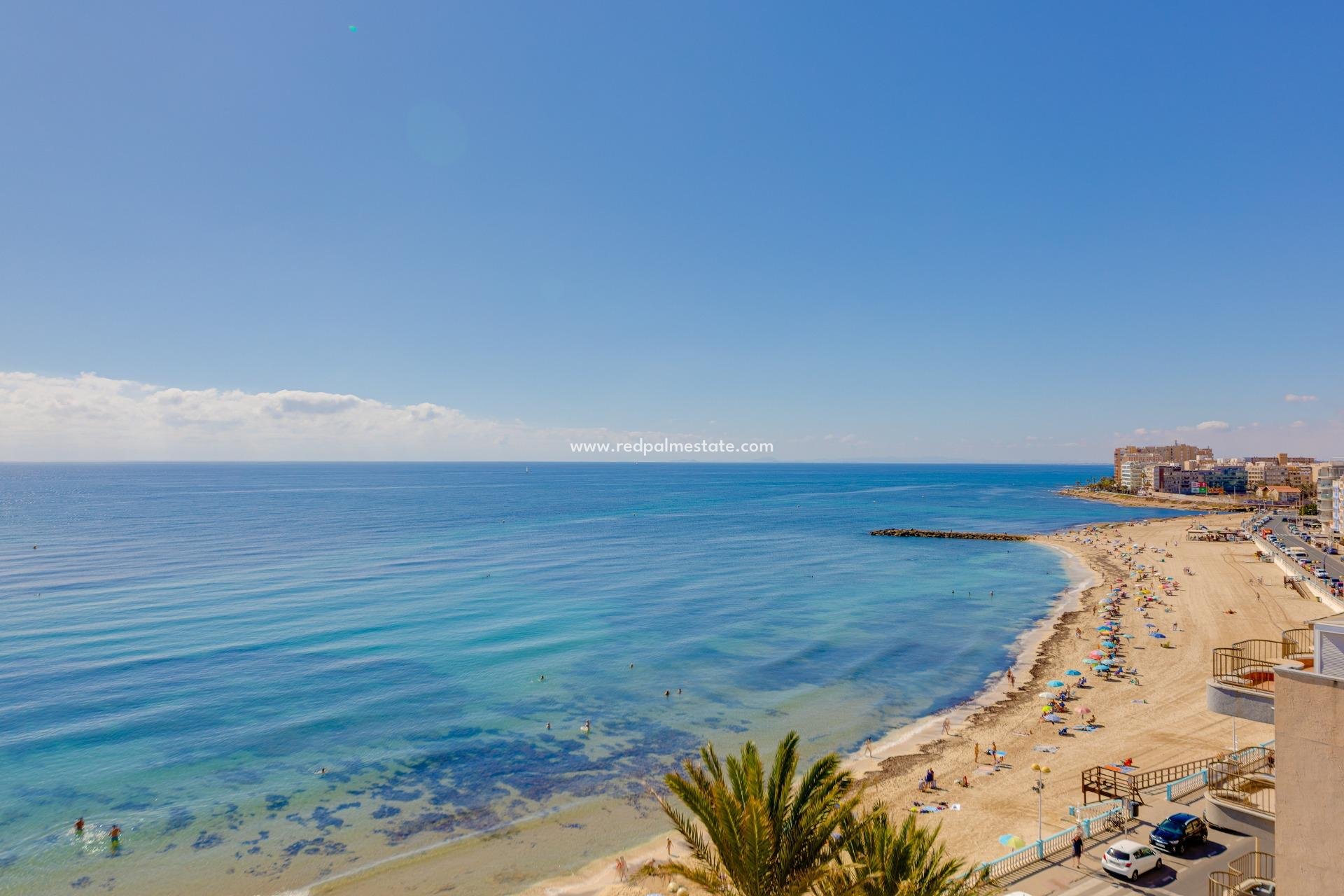 Återförsäljning - Radhus -
Torrevieja - Playa de los Locos