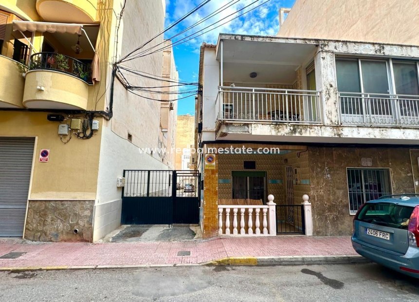 Återförsäljning - Radhus -
Torrevieja - Playa del Cura