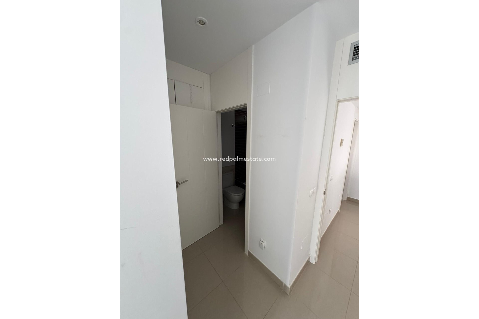 Återförsäljning - Radhus -
Torrevieja - Punta prima