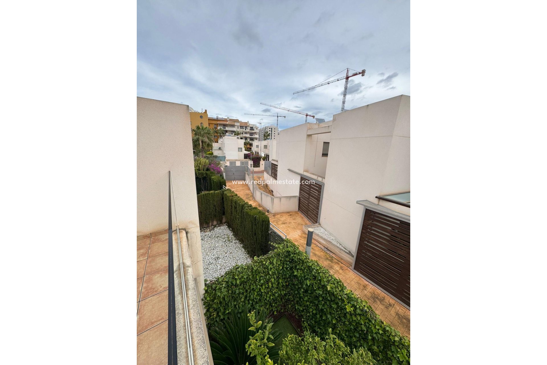 Återförsäljning - Radhus -
Torrevieja - Punta prima