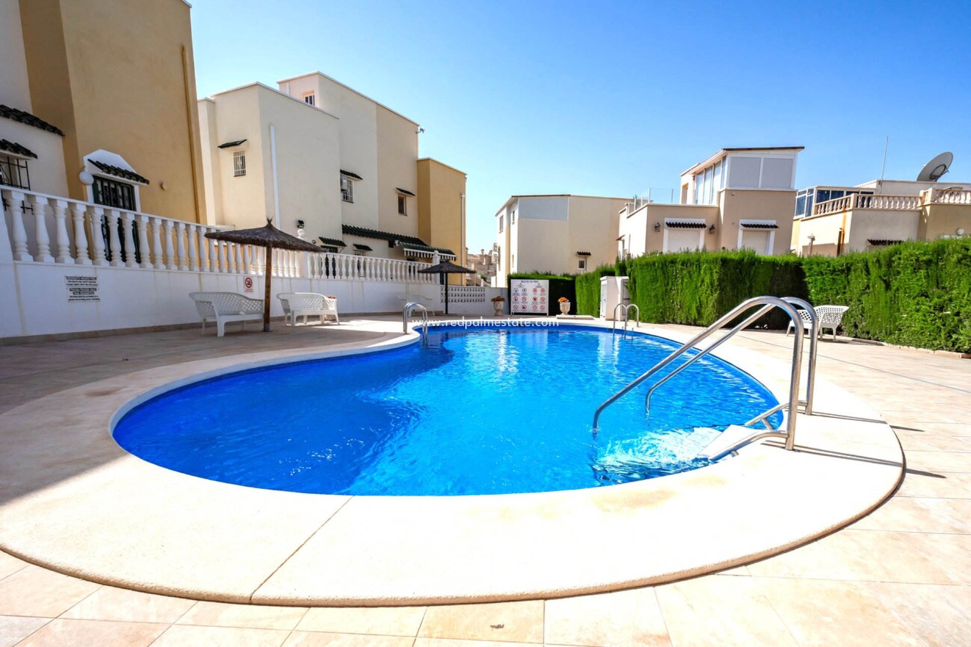 Återförsäljning - Radhus -
Torrevieja - Res Valle de los pinos