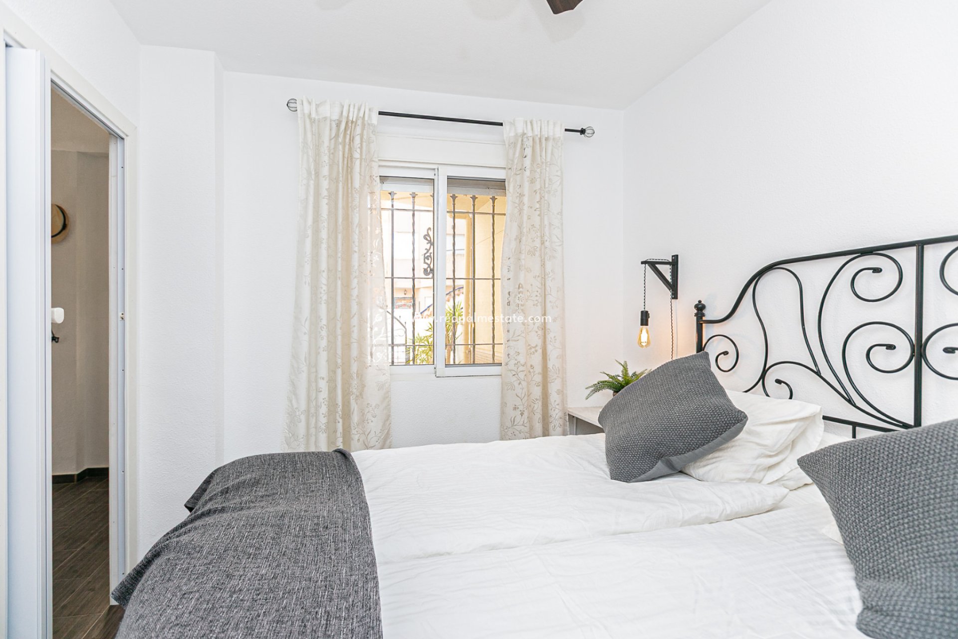 Återförsäljning - Radhus -
Torrevieja - Torretas