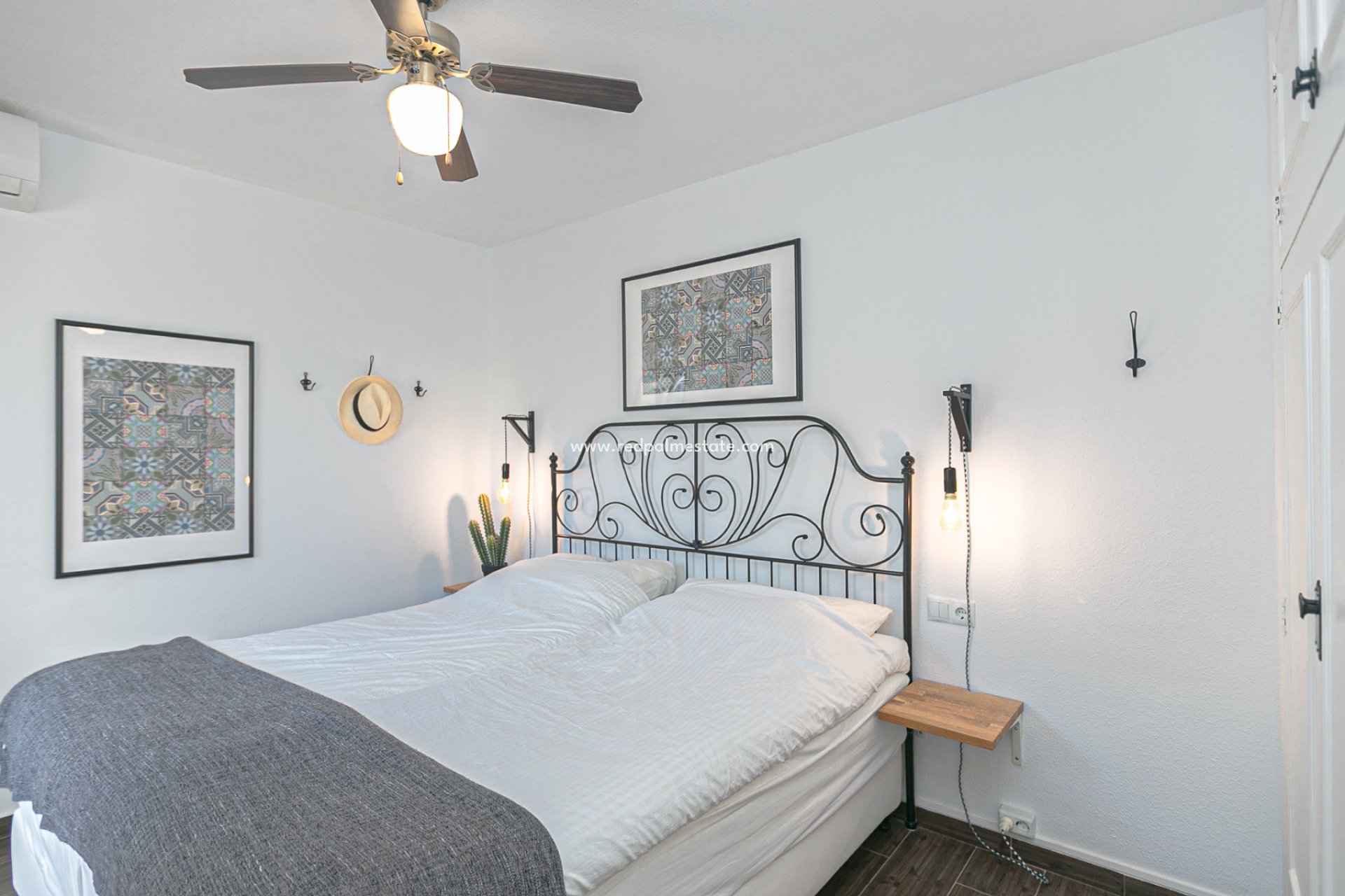 Återförsäljning - Radhus -
Torrevieja - Torretas