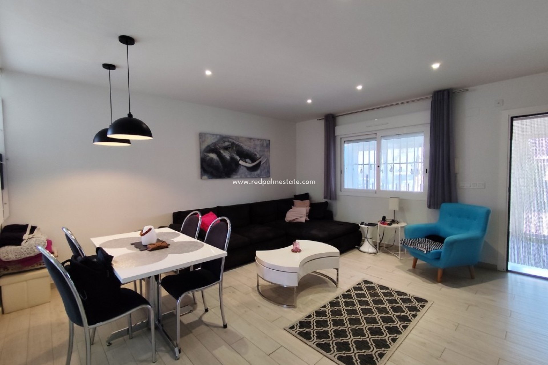 Återförsäljning - Radhus -
Torrevieja