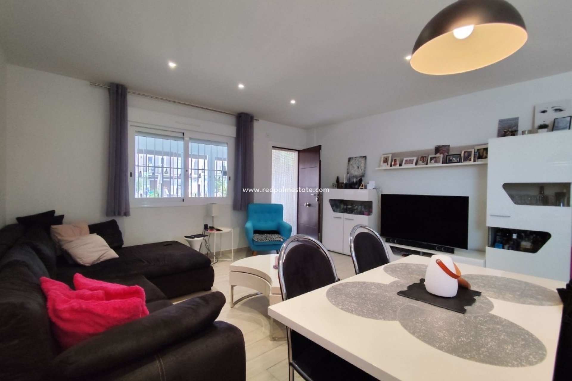 Återförsäljning - Radhus -
Torrevieja