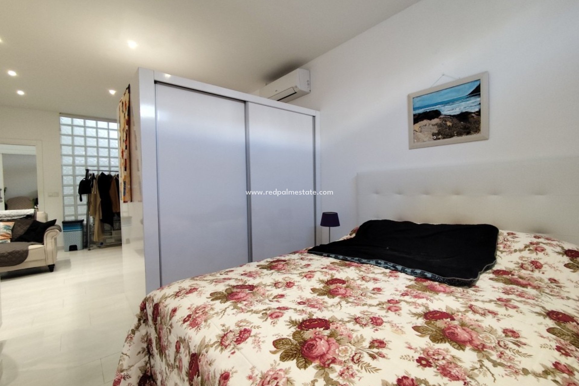 Återförsäljning - Radhus -
Torrevieja