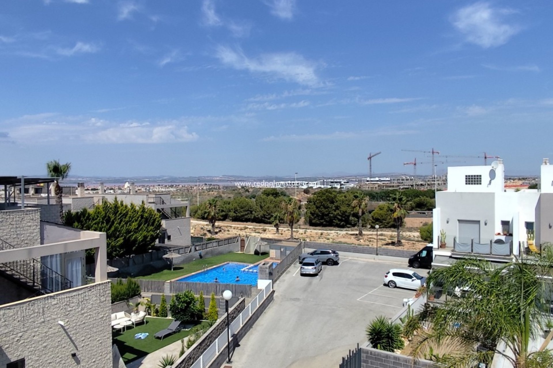 Återförsäljning - Radhus -
Torrevieja