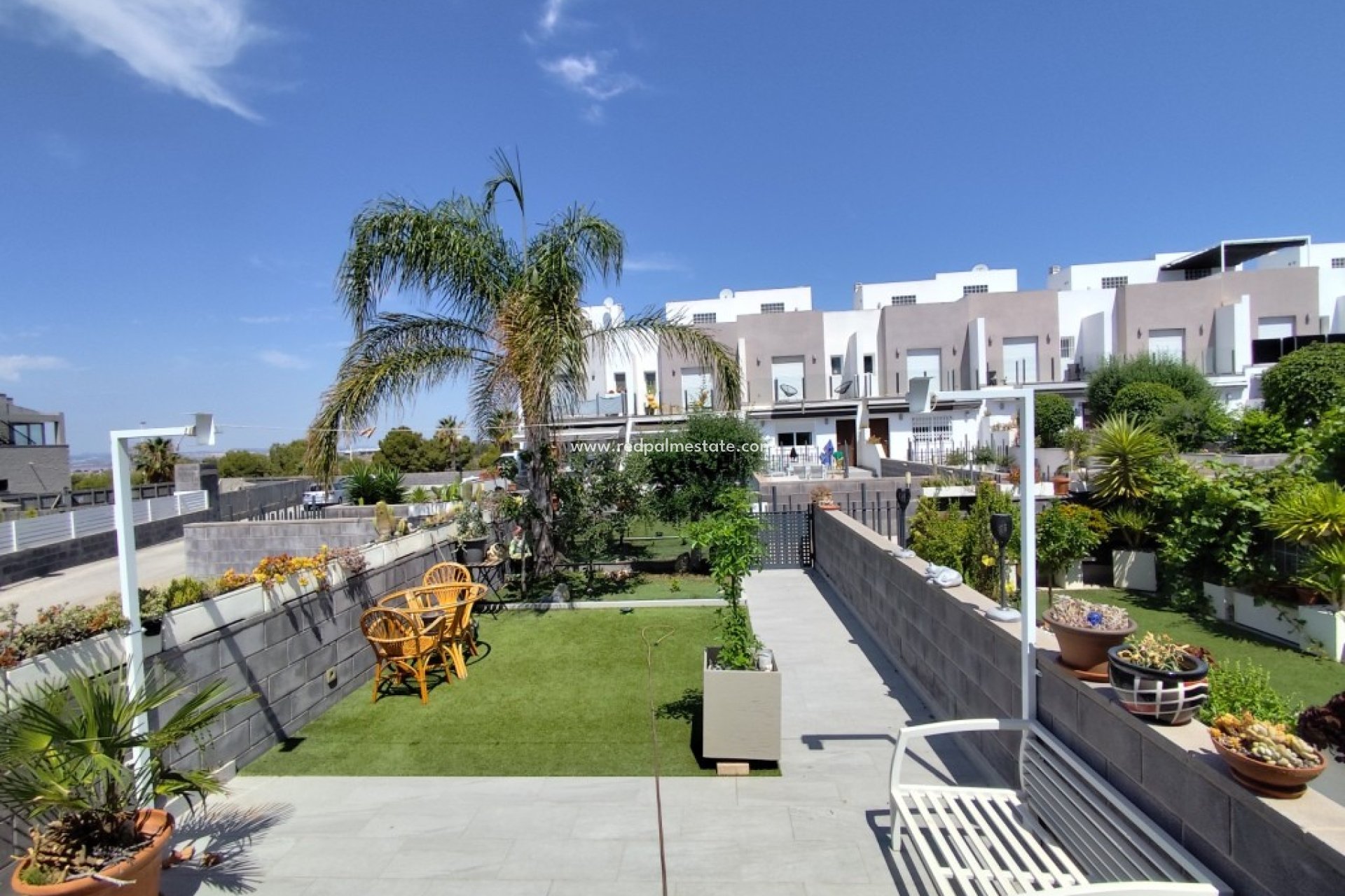Återförsäljning - Radhus -
Torrevieja