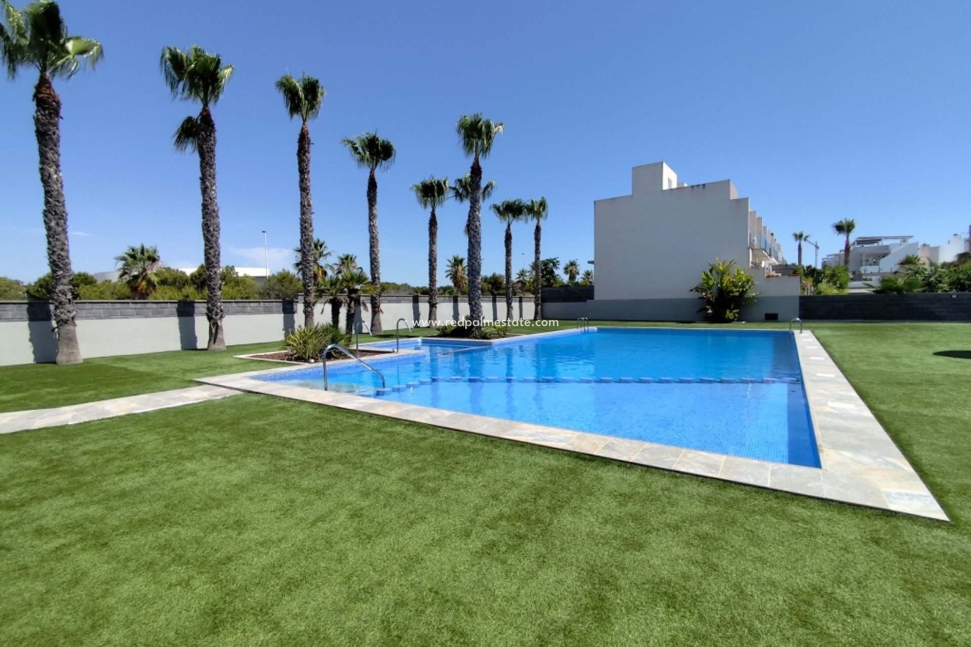 Återförsäljning - Radhus -
Torrevieja