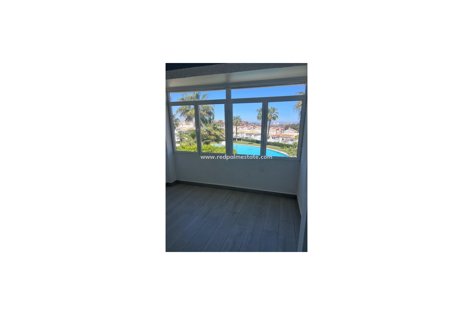 Återförsäljning - Radhus -
Torrevieja